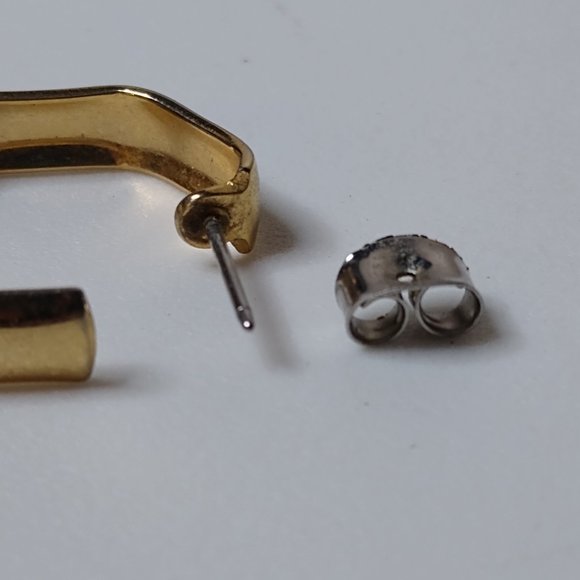 Vintage Pentagon Metal Hoop Earrings - Picture 12 of 15